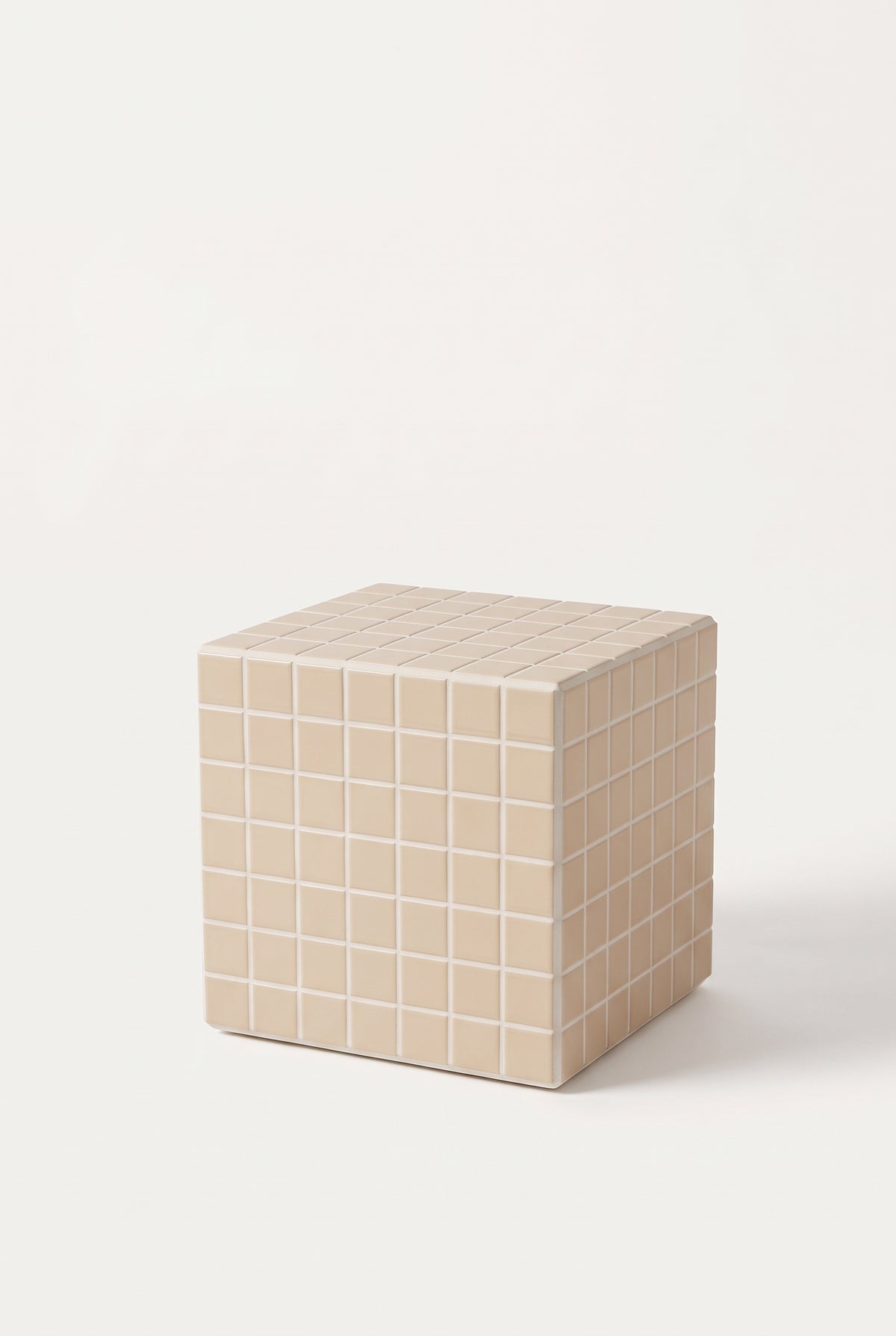 Mesa Auxiliar Cubo de Cerámica